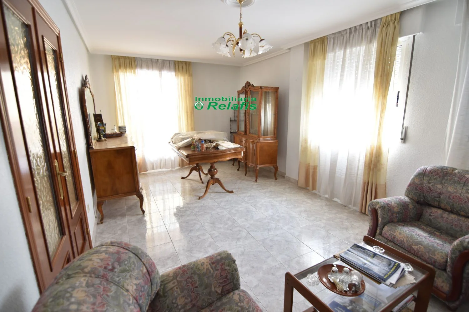 Piso de cuatro dormitorios en Valle San Martín