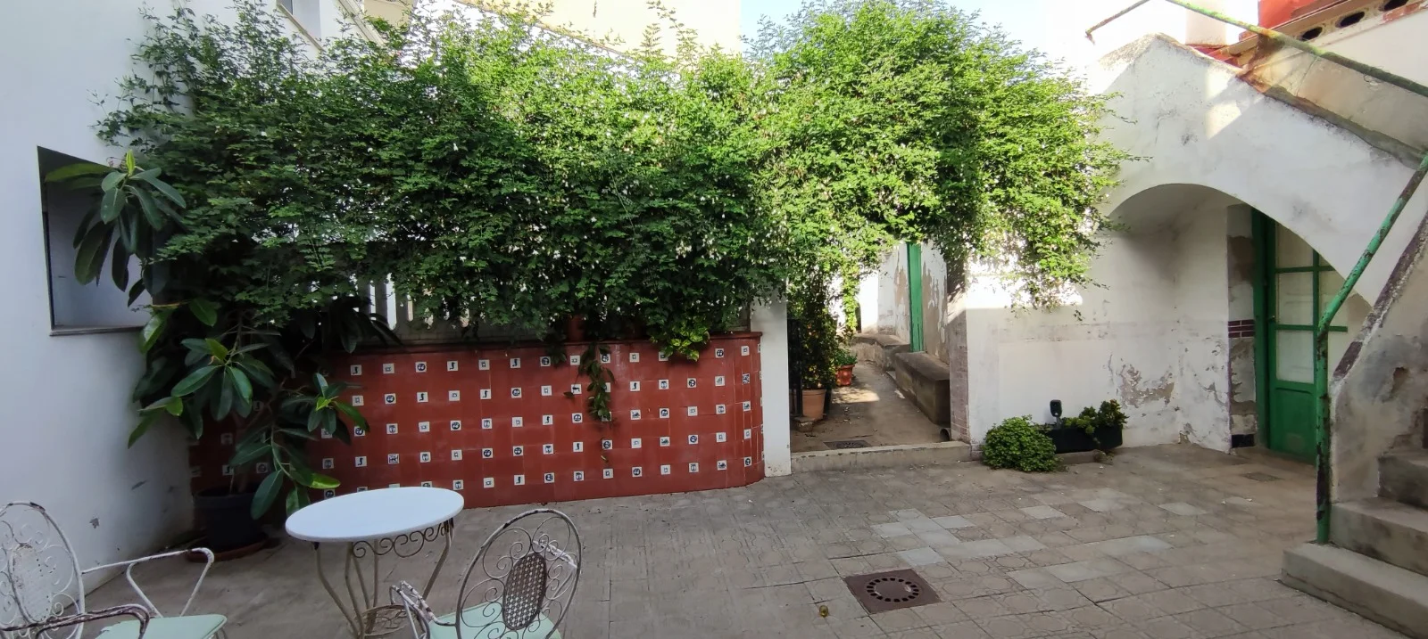 Five-bedroom property with one bathroom