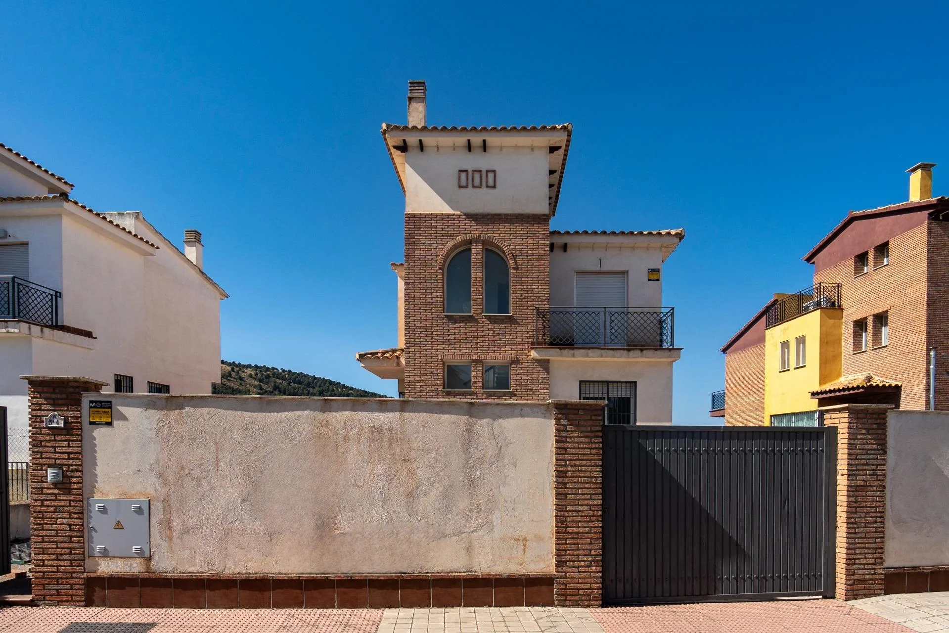 Independent chalet with private pool