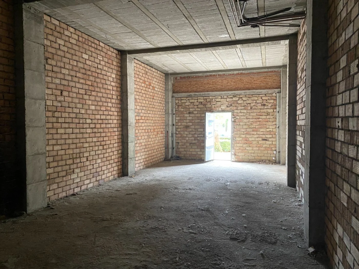 Local comercial en Granada, 61 m² a pie de calle