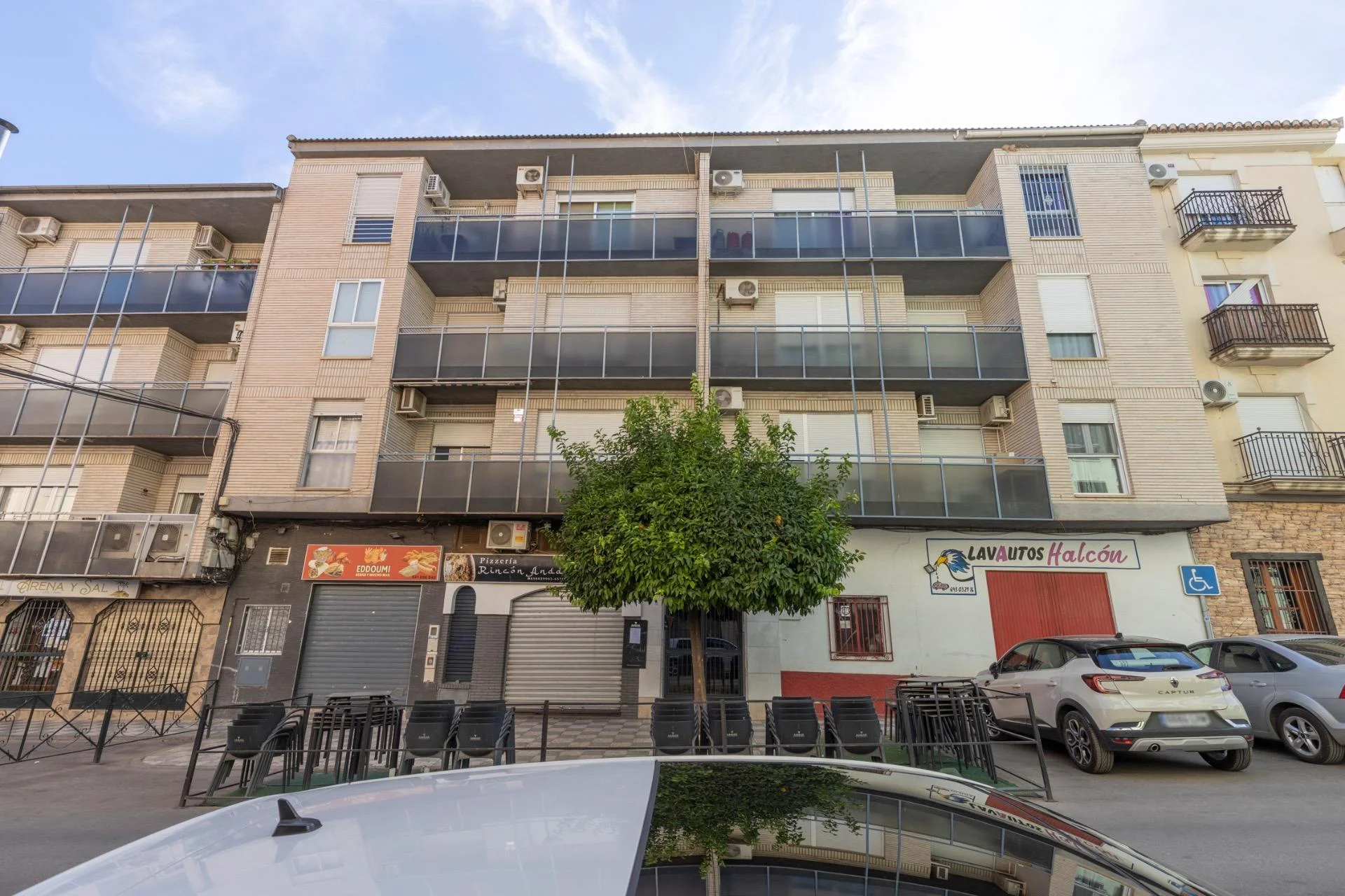 Piso de tres habitaciones en Peligros