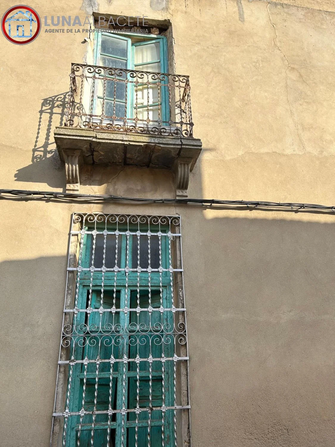 Large village house near Albacete