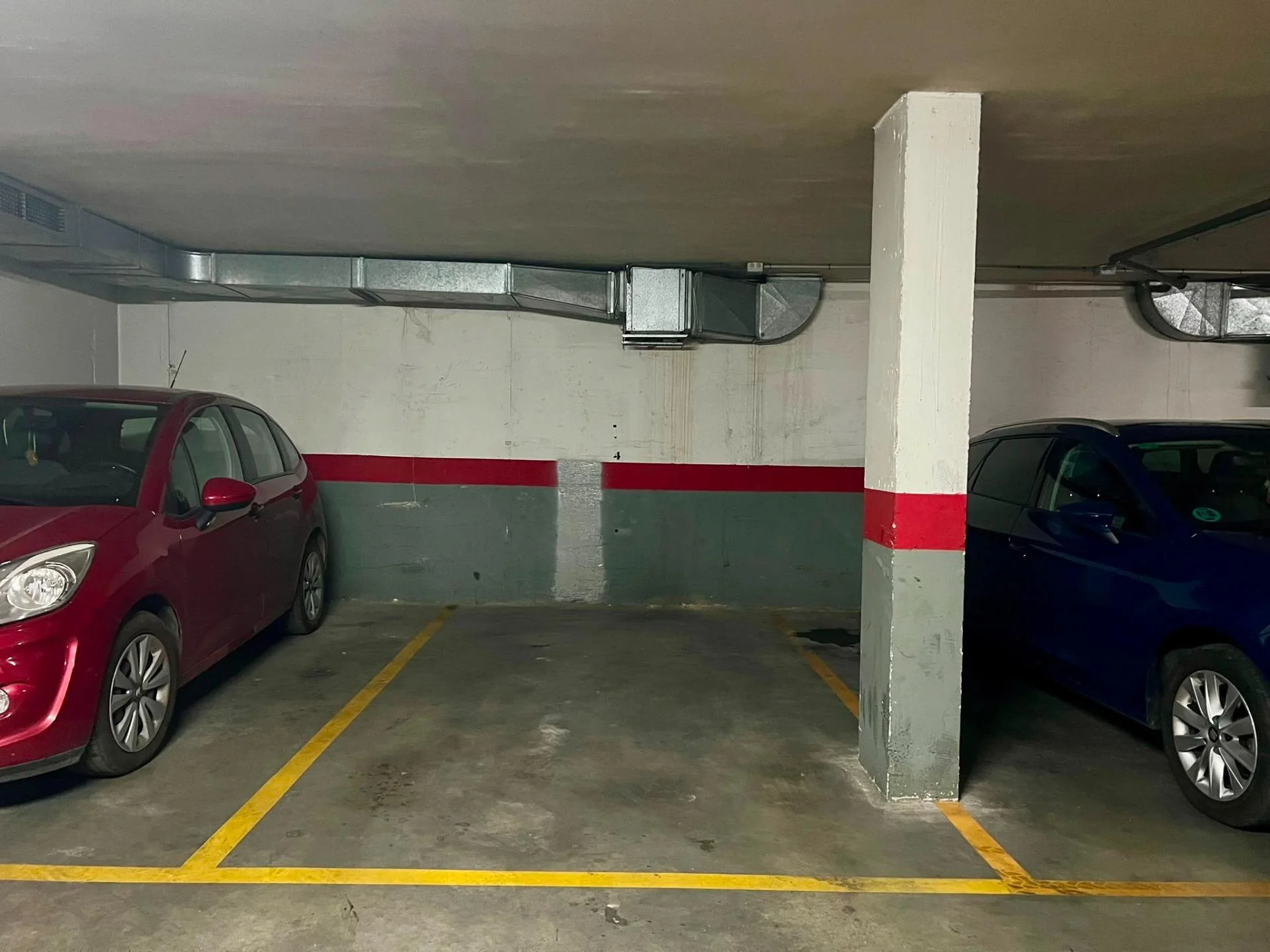 Small-car garage in Córdoba, 10 m²