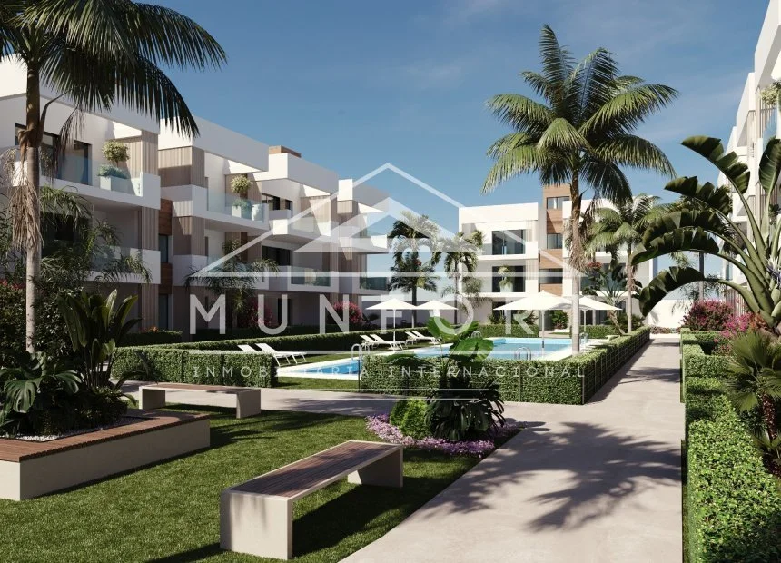 Ground-floor apartment with pool, 2 bedrooms