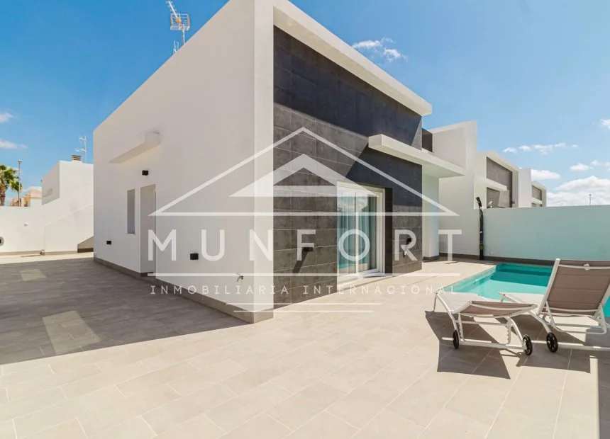 Villa nueva en Balsicas, 3 dormitorios