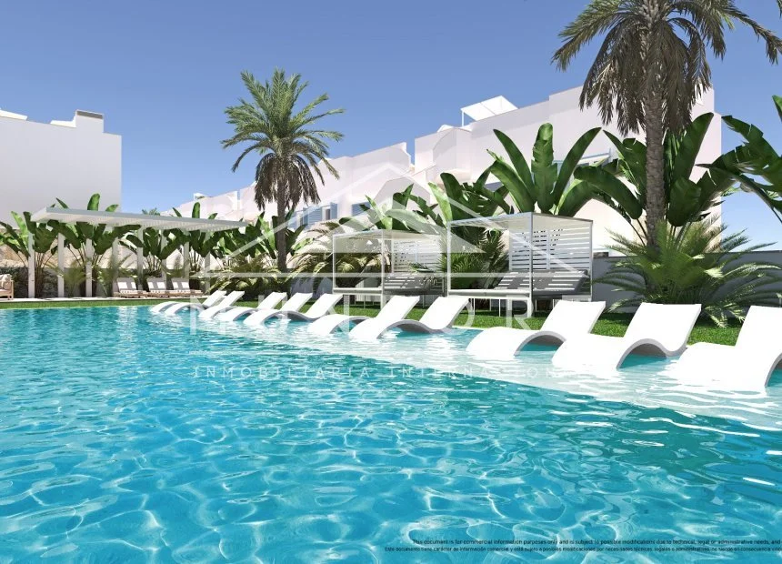 Villa nueva cerca de la playa de Torre