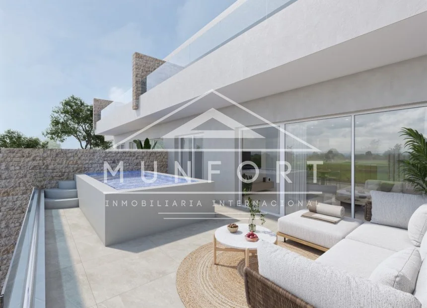 Bungalow en última planta con piscina privada
