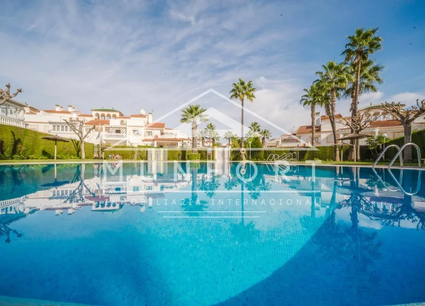 Zeniamar duplex with private garden