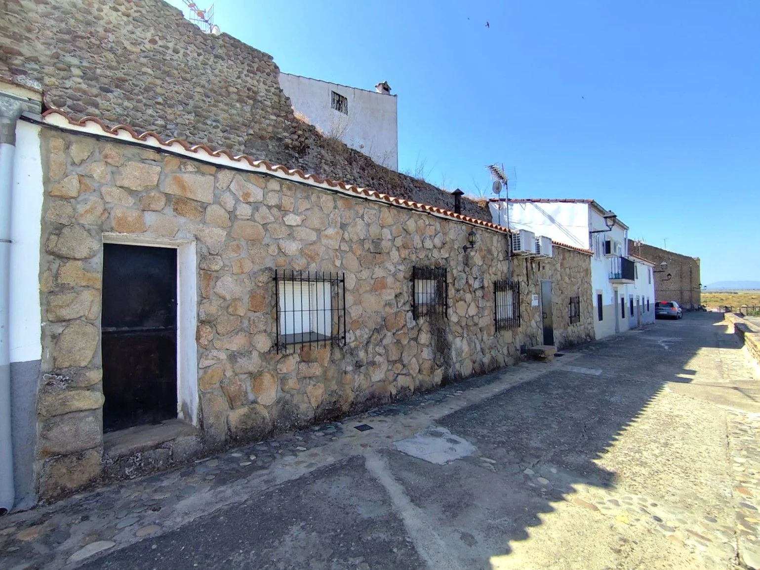 Casa de dos dormitorios en Galisteo con vistas