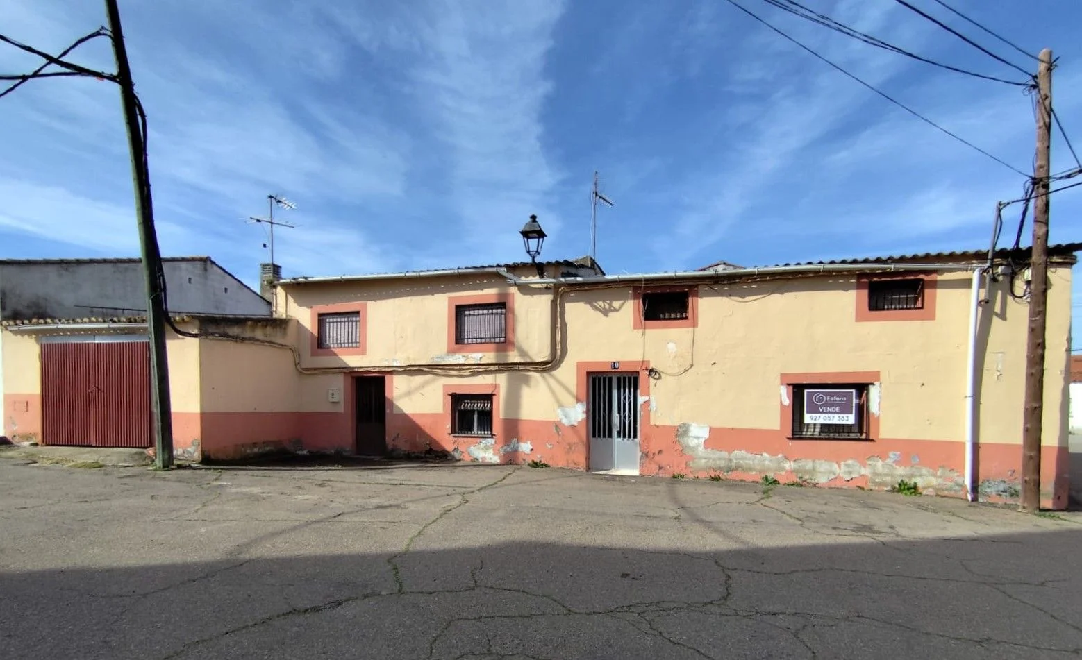 Casa céntrica para reformar, cinco dormitorios