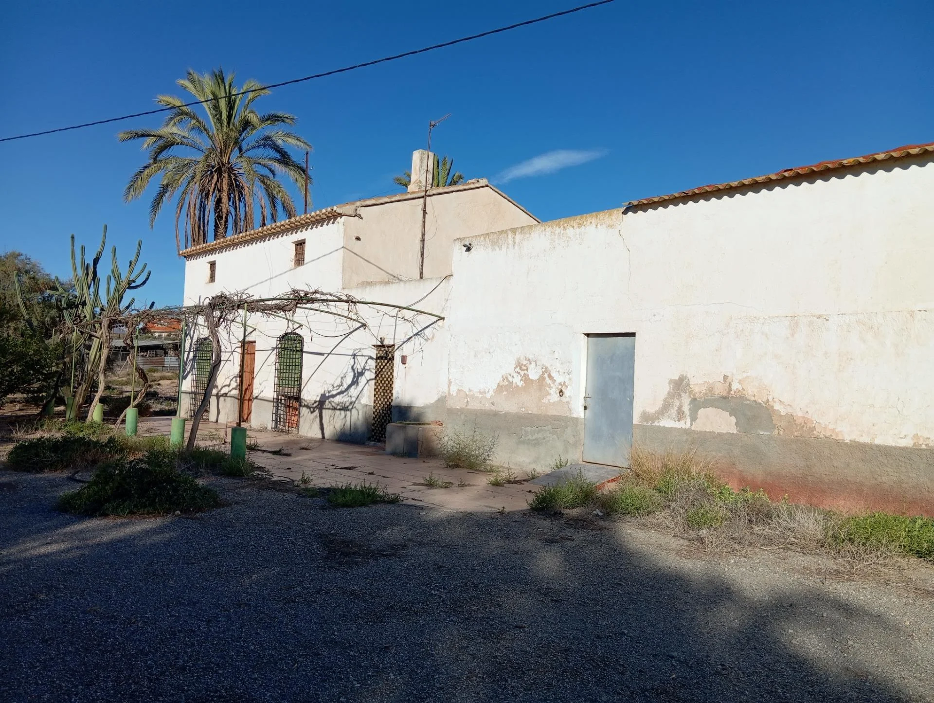 Lorca cortijo with 26,000 m² land