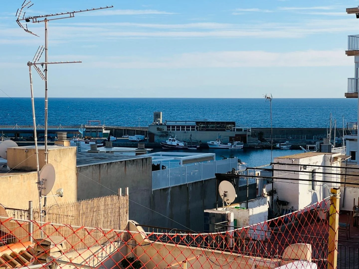 Solar céntrico en Águilas de 58 m²