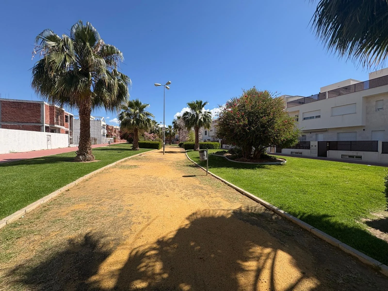 Buildable Lorca plot, 100 m²