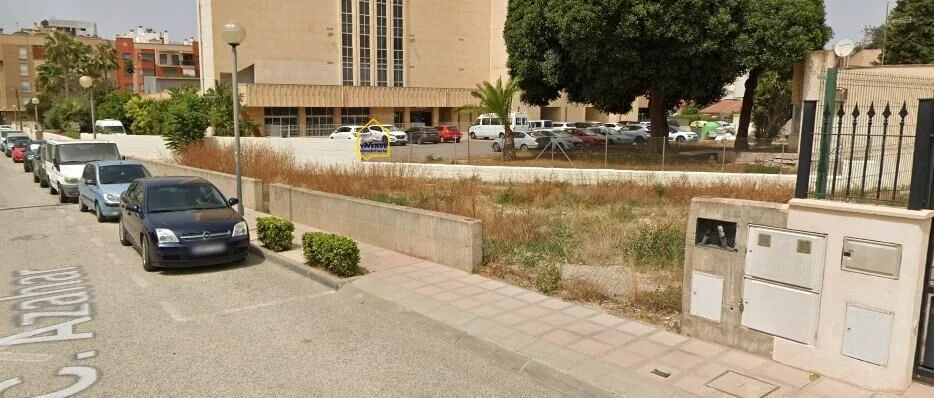 Solar urbano cerca del centro de Lorca