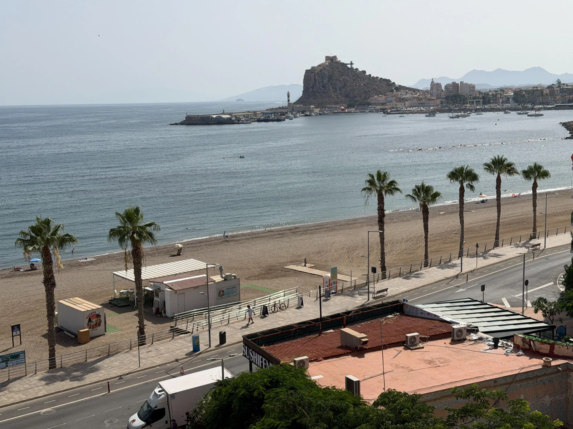 Piso con vistas al mar y 3 dormitorios