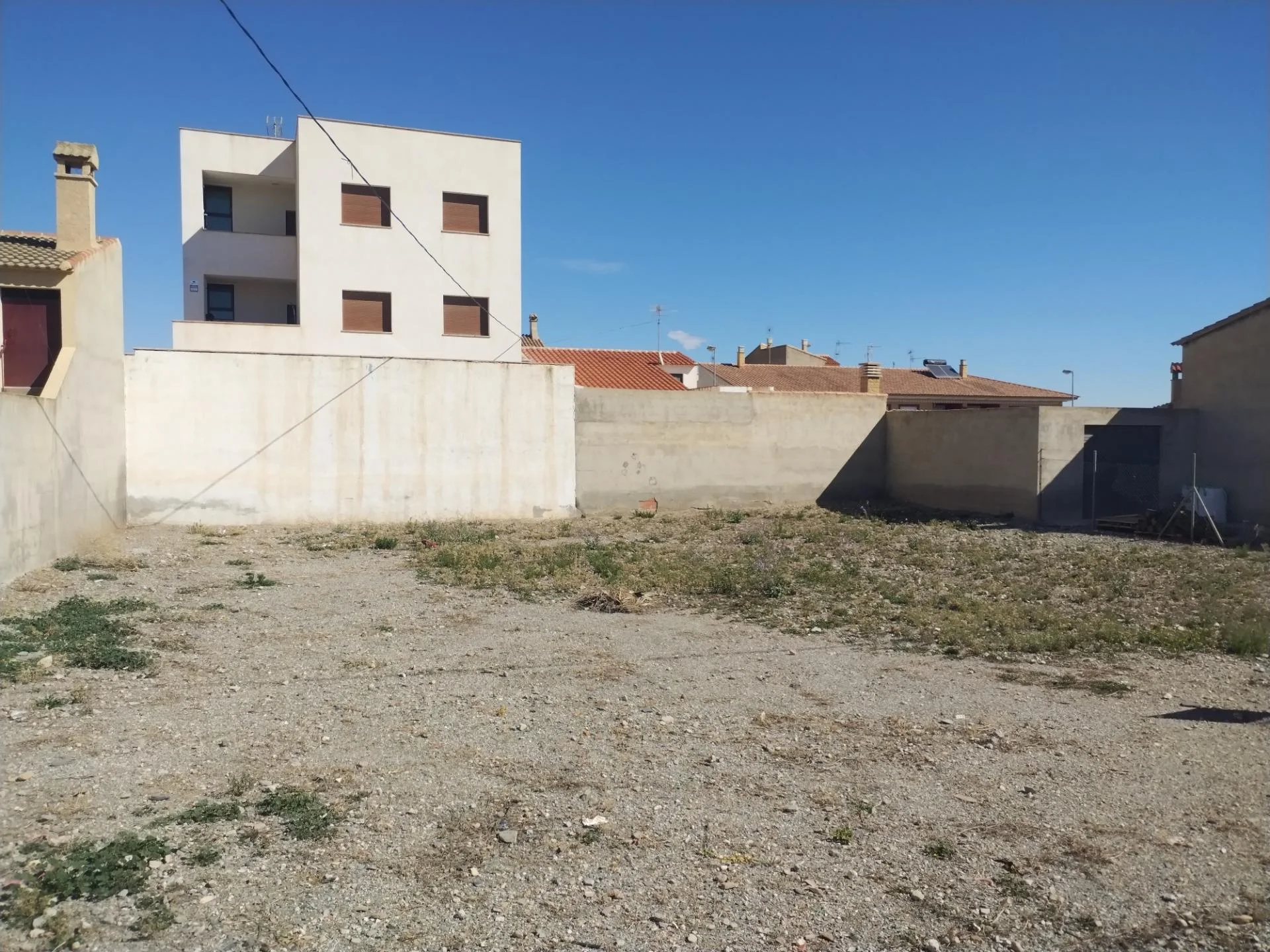 488 m² solar near Puerto Lumbreras centre