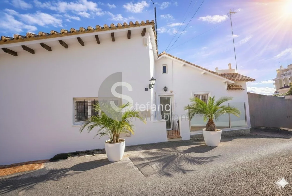 Historic Málaga house with sea views