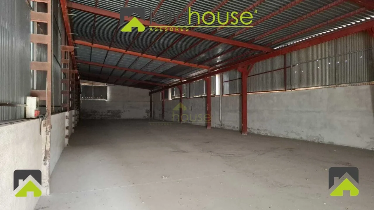 Industrial unit near Lorca city centre