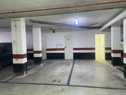 Lorca garage near San Cristóbal