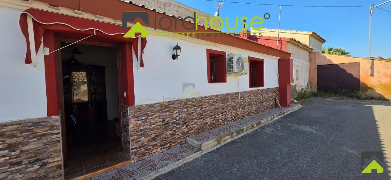 Independent house in Purias, 2 bedrooms