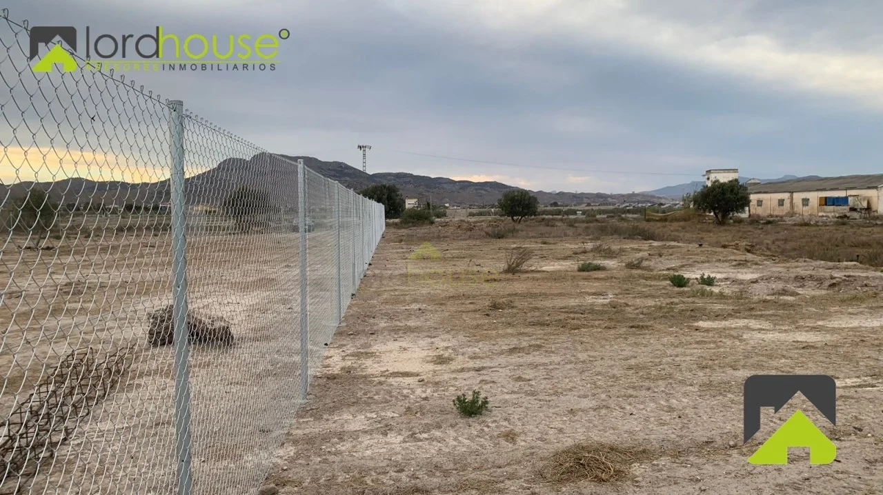 5,020 m² land near Lorca