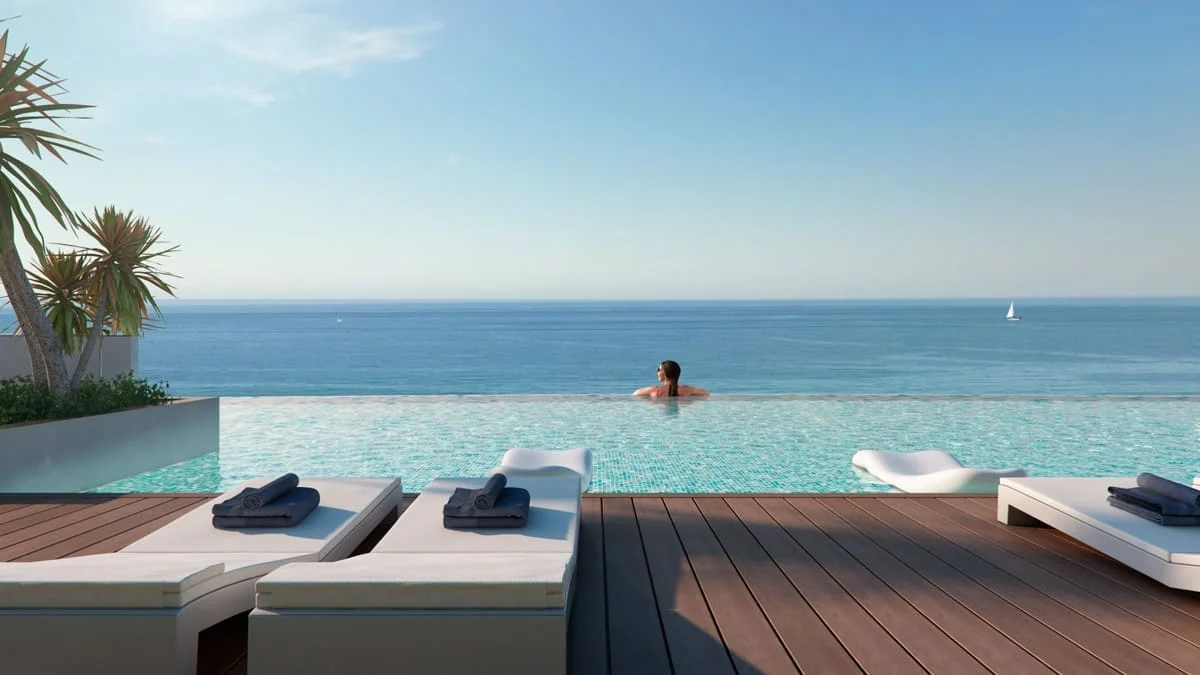 Apartamento de tres dormitorios con vistas al mar en Estepona