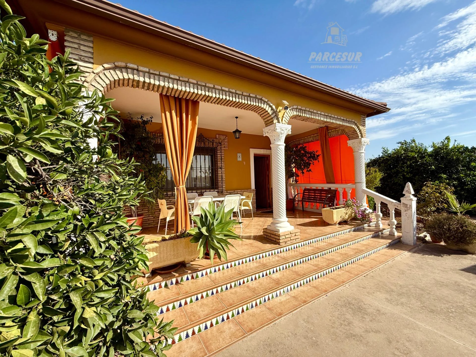 Country house with pool near Córdoba