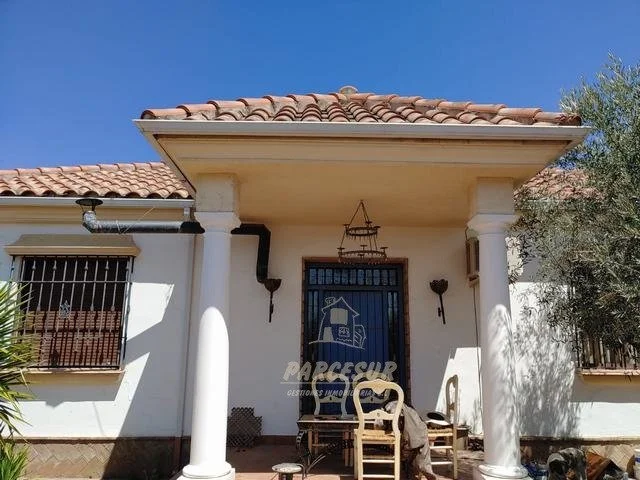 Finca con dos casas cerca de Córdoba, 5 dormitorios