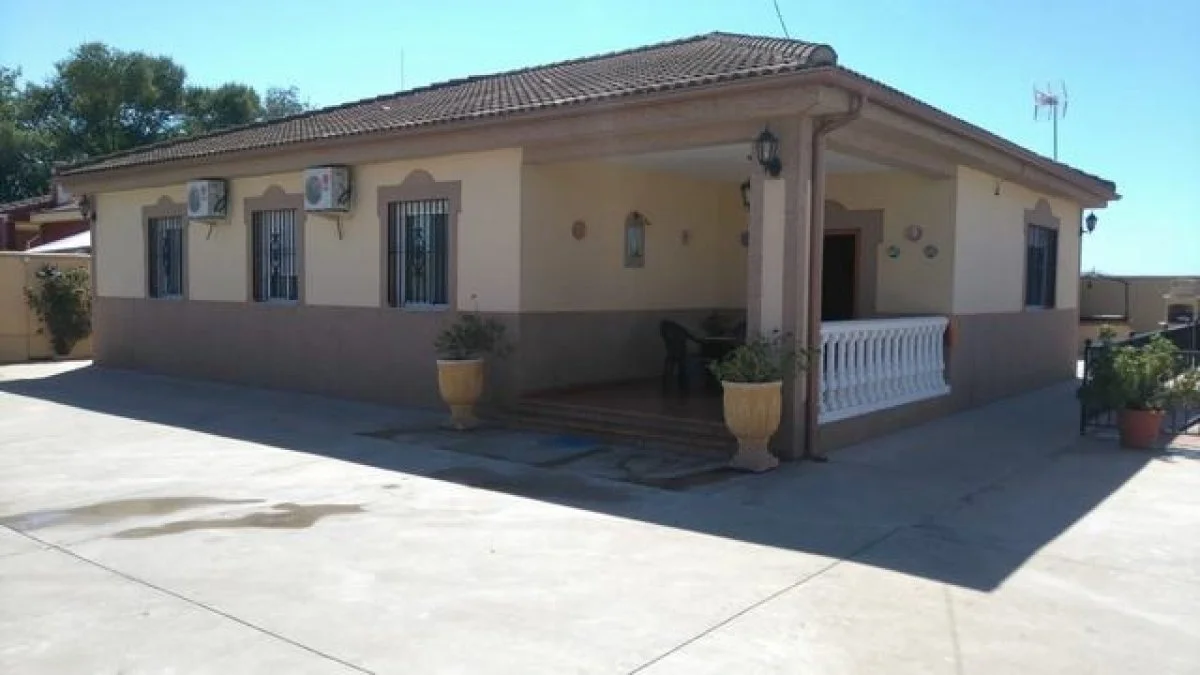 Country house in El Higuerón, 5 bedrooms