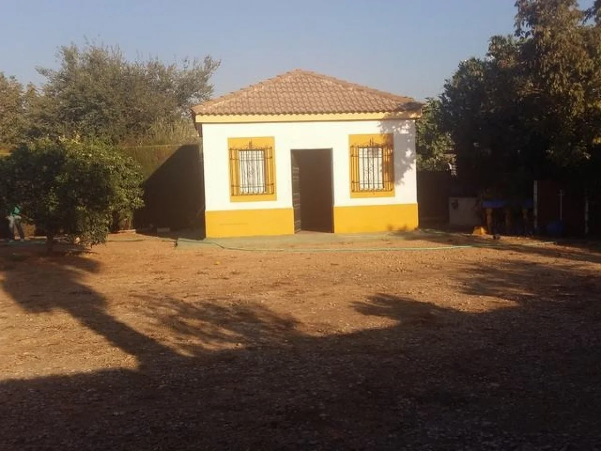 Hedged Córdoba country plot, 1,000 m²