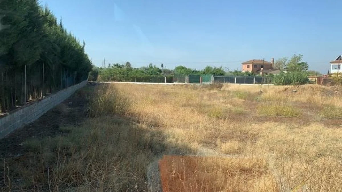 Parcela de 3.000 m² en El Higuerón