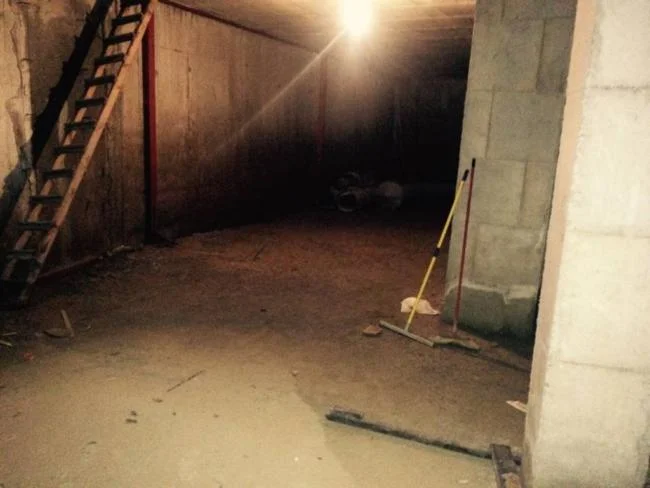 750 m² basement commercial unit