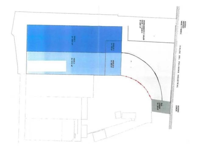 Industrial warehouse with large plot