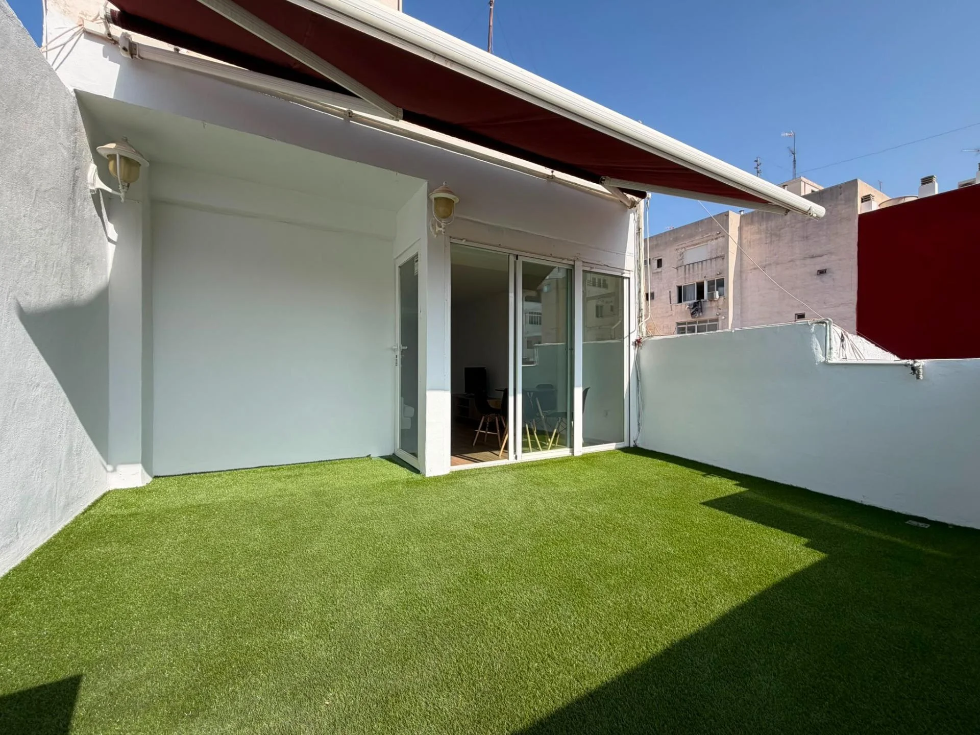 Renovated Elche flat with private terrace