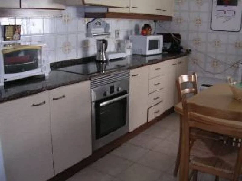 Piso reformado en Elche con cuatro habitaciones