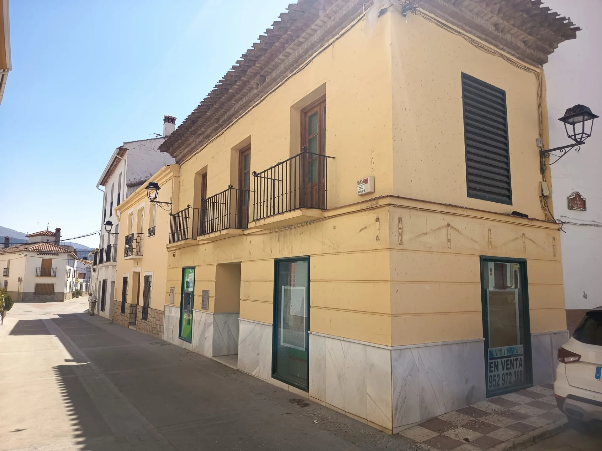 Two-storey Alfarnate house, 3 bedrooms