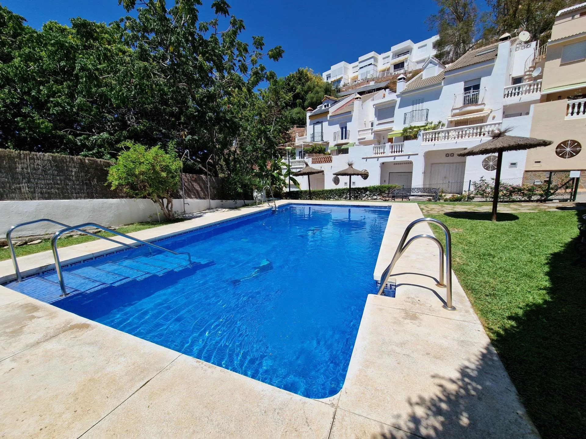 Townhouse in Cerrado Calderón, 4 bedrooms