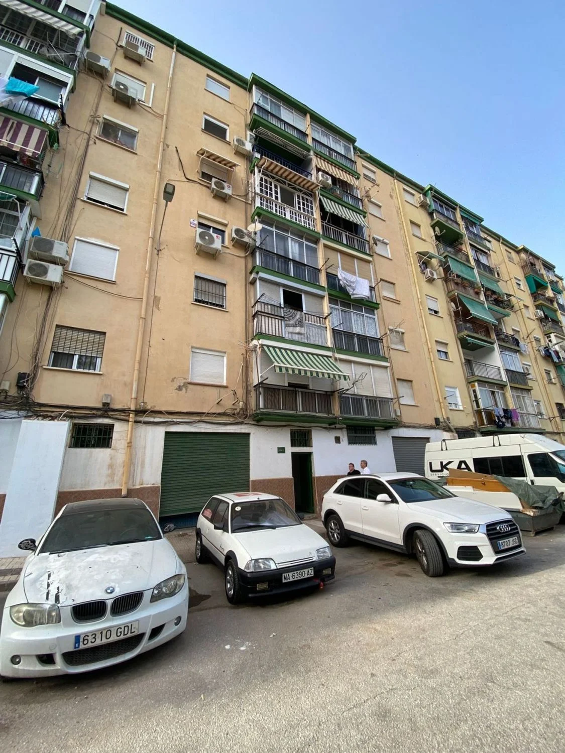 Local comercial de 220 m² con cambio de uso