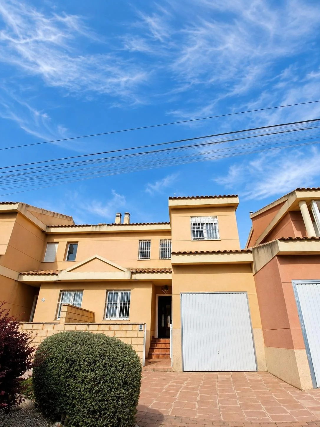 Townhouse in Balazote, 4-bedroom family layout