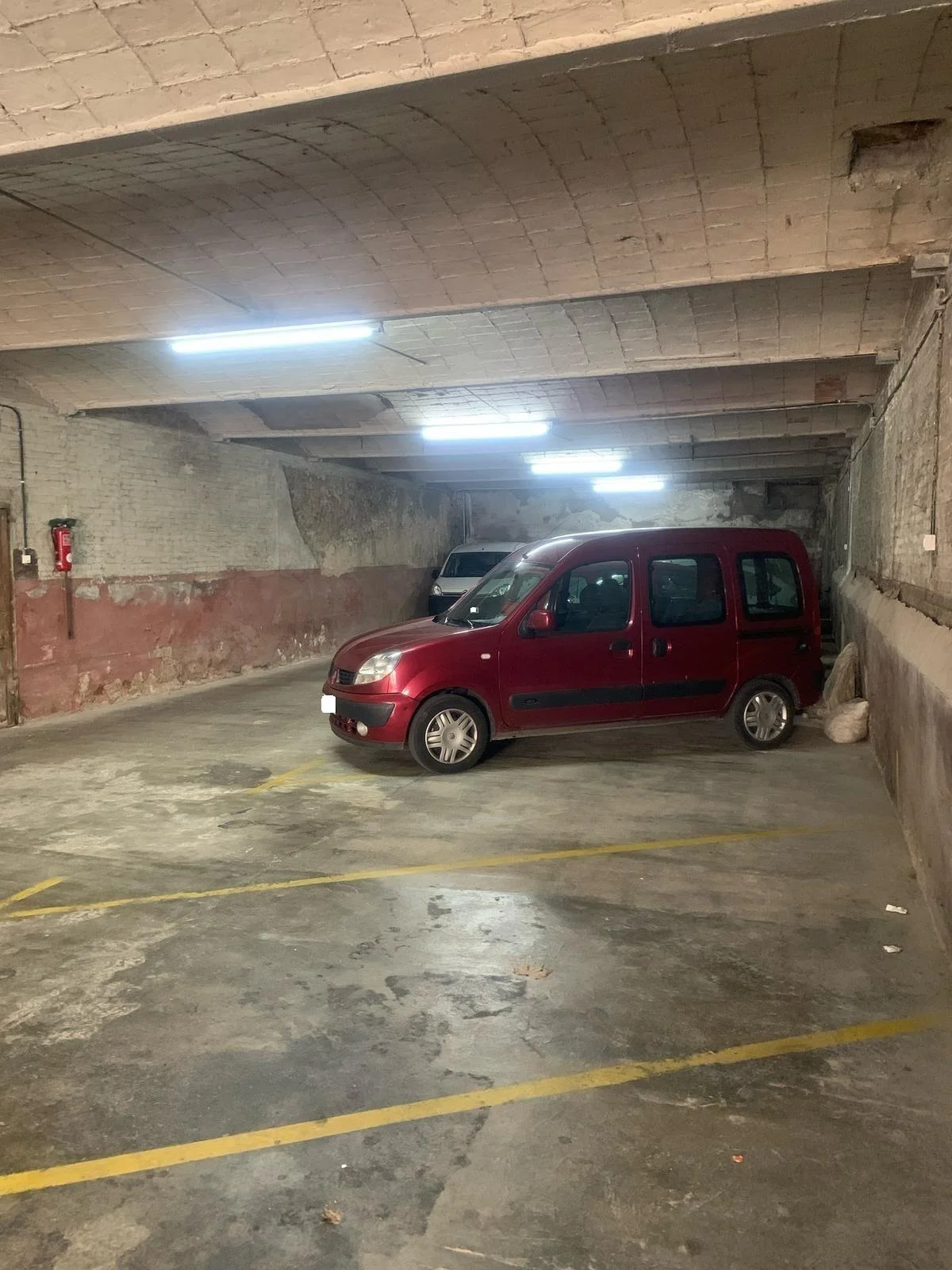 Manresa 11 m² parking, remote access