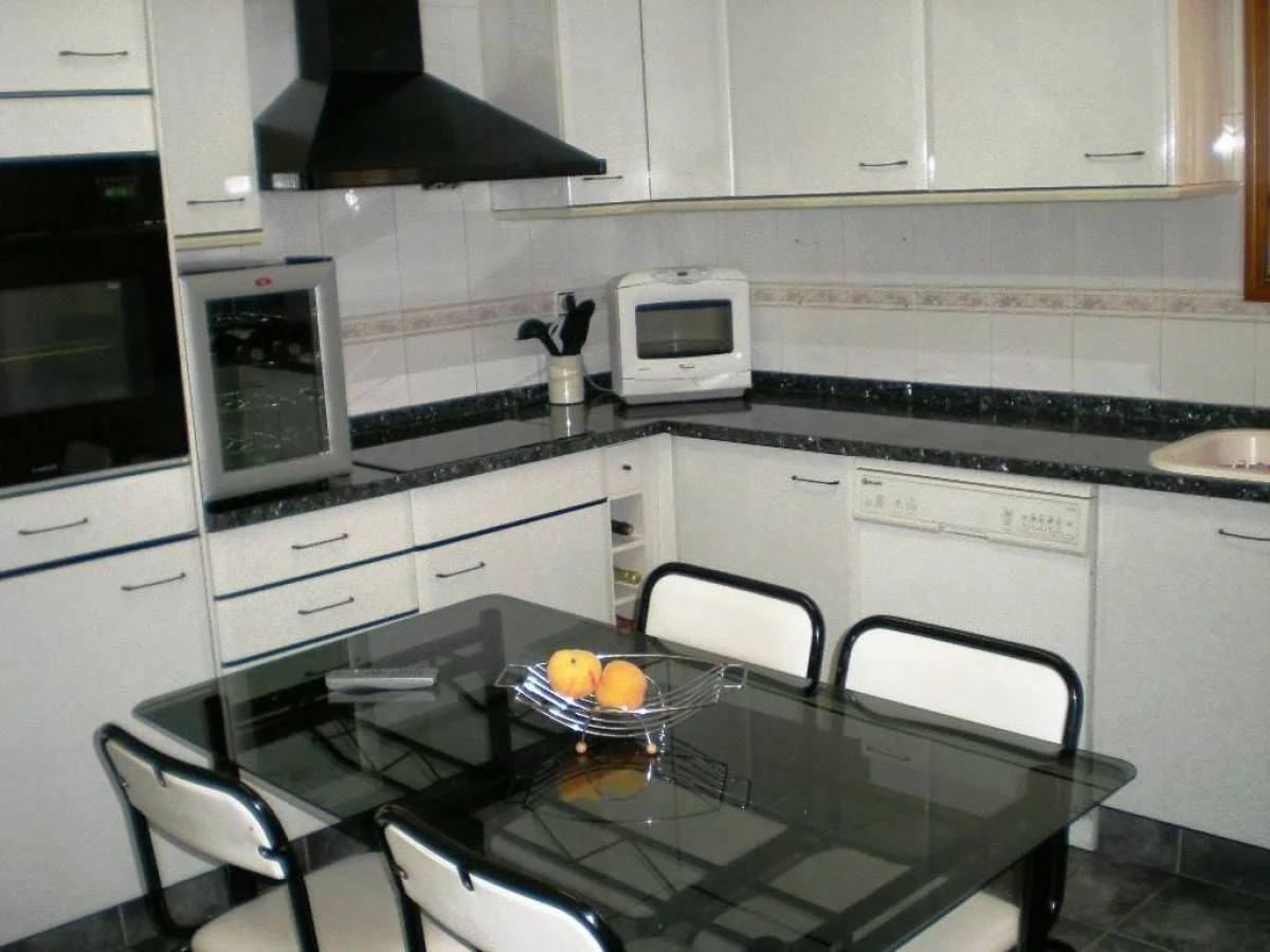 Piso reformado en Centre, cuatro habitaciones