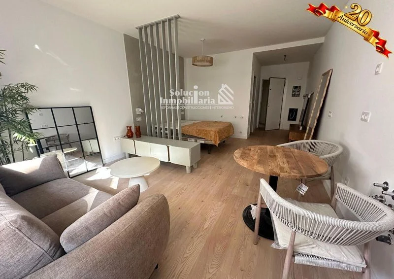 New central studio, 46 m², Salamanca