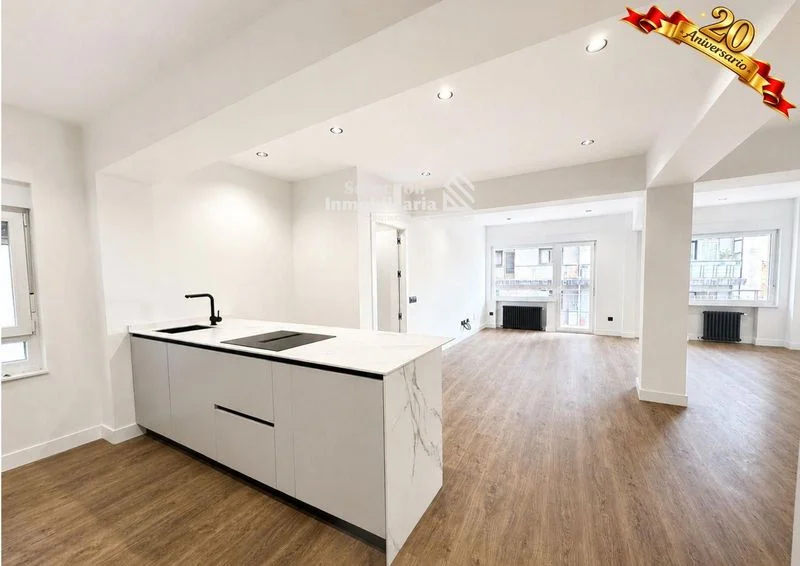 Newly renovated Salamanca flat, 4 bedrooms