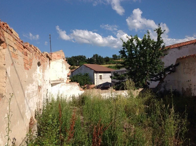 Buildable 200 m² plot in Corporales