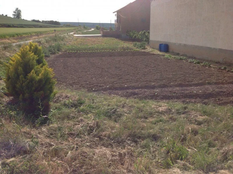 Buildable 738 m² plot in Corporales