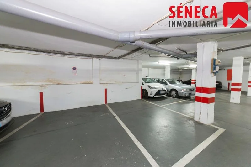 Santa Marina garage, 14 m²