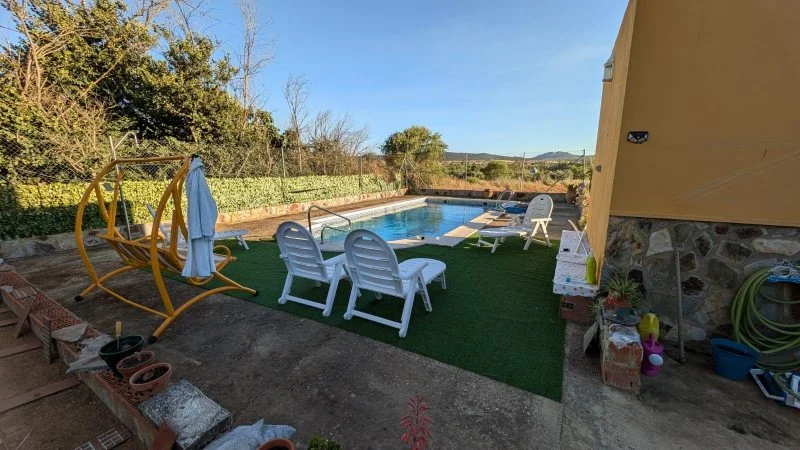 Casa de campo con parcela de 15.000 m²