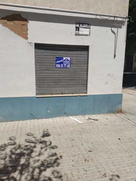 Local comercial en buen estado, 65 m²