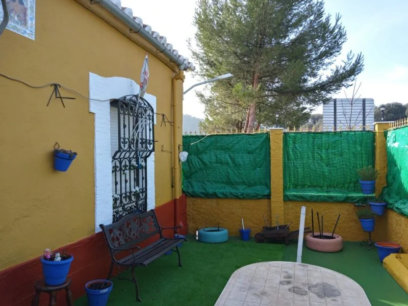 Casa rústica de cuatro dormitorios