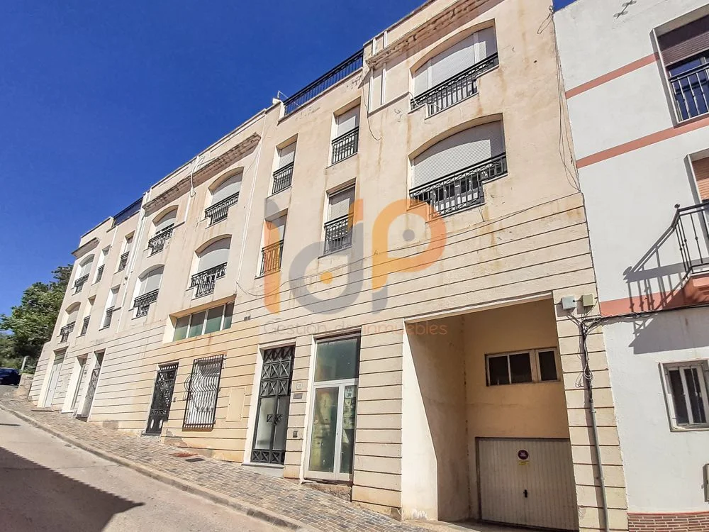 Plaza de garaje céntrica en Macael, 12 m²